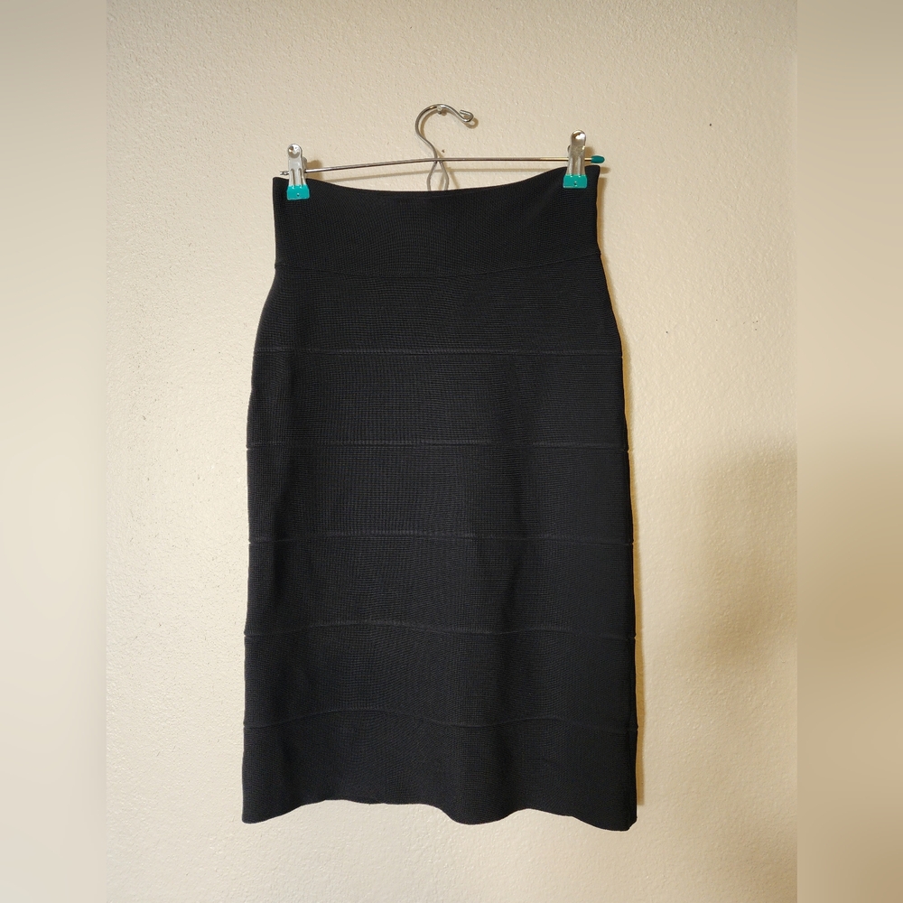 BCBG Maxazria,Women's Size Medium Leger Bandage High Waist Black Skirt